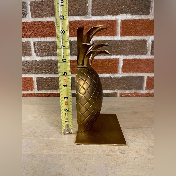 Vintage Hollywood Regency Style Brass Pineapple Bookend Library  8.5” - Picture 2 of 8